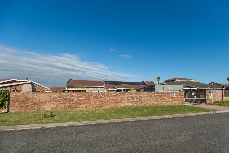 6 Bedroom Property for Sale in Sherwood Eastern Cape